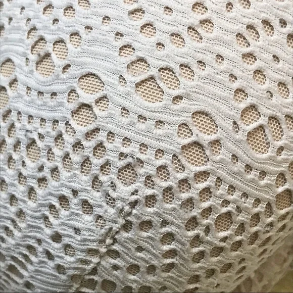 VS white lace lined demi - Picture 2 of 6